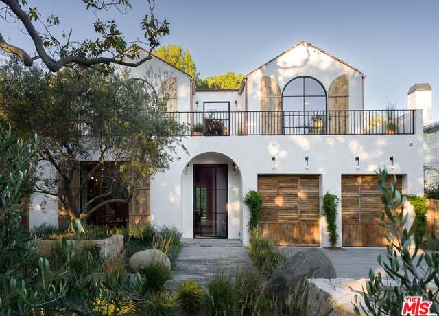 Property at 4137 Mary Ellen Ave, Studio City, CA 91604, 4 beds, 5.5 baths