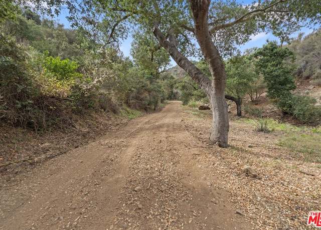 Property at 622 E Carlisle Rd, Thousand Oaks, CA 91360
