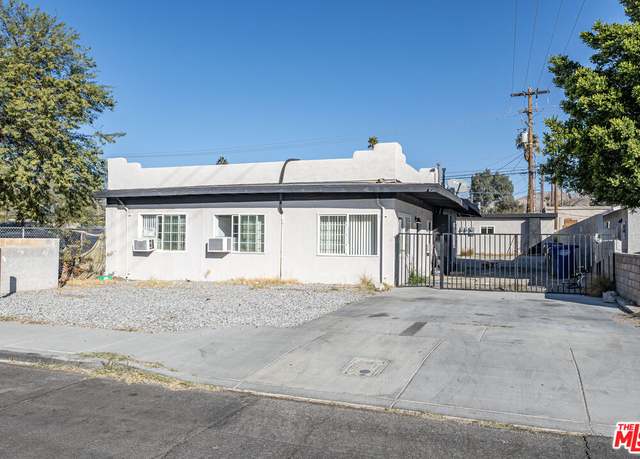 Property at 66124 Acoma Ave, Desert Hot Springs, CA 92240, 5 beds, 3 baths