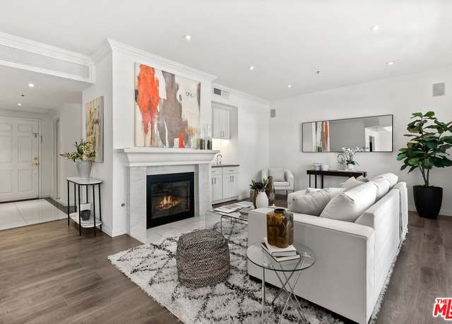Property at 2025 S Beverly Glen Blvd Unit 2D, Los Angeles, CA 90025, 3 beds, 2.5 baths