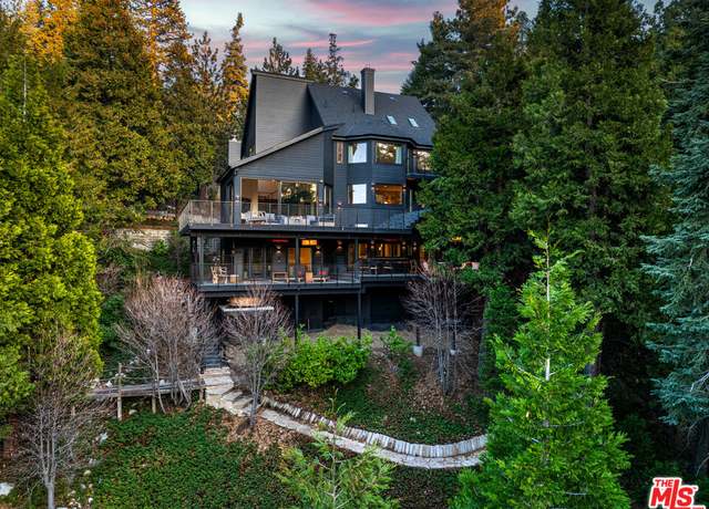 Property at 654 S Cumberland Dr, Lake Arrowhead, CA 92352, 5 beds, 5 baths