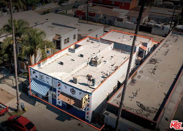 Property at 10908 S Figueroa St, Los Angeles, CA 90061, 4 beds, 5 baths