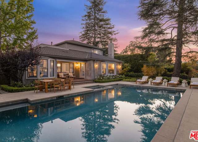 Property at 12321 20th Helena Dr, Los Angeles, CA 90049, 5 beds, 5.5 baths
