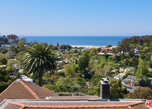 Property at 389 Upper Mesa Rd, Santa Monica, CA 90402, 3 beds, 3 baths