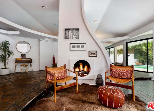 Property at 7495 Mulholland Dr, Los Angeles, CA 90046, 3 beds, 2 baths