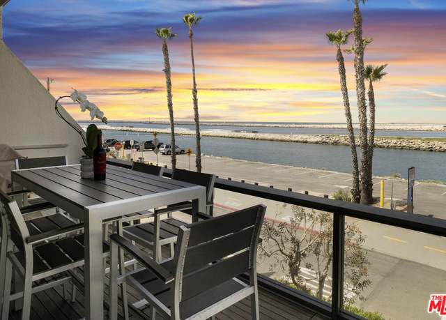 Property at 6209 Pacific Ave #201, Playa Del Rey, CA 90293, 3 beds, 2 baths
