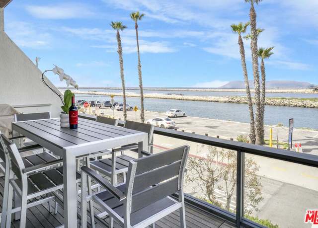Property at 6209 Pacific Ave #201, Playa Del Rey, CA 90293, 3 beds, 2 baths