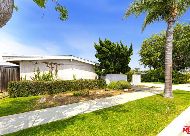 Property at 322 Alva Ln, Costa Mesa, CA 92627, 3 beds, 2 baths