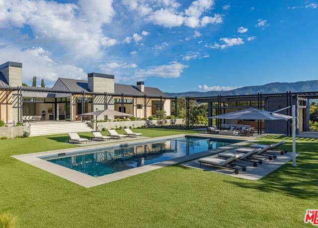 Property at 1225 Shippee Ln, Ojai, CA 93023, 6 beds, 8 baths