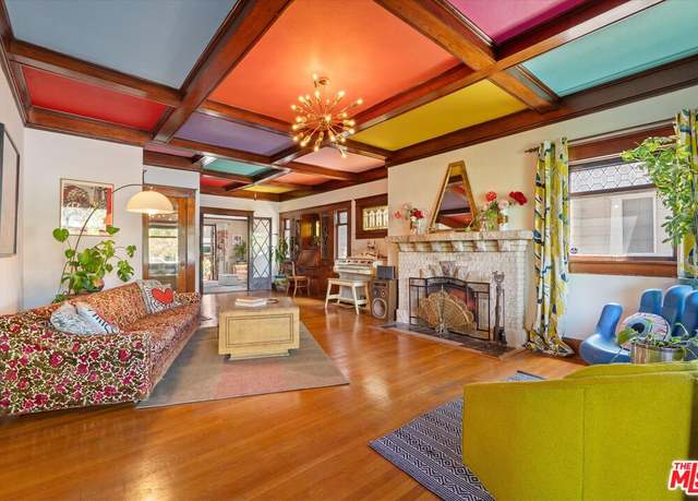 Property at 1654 5th Ave, Los Angeles, CA 90019, 3 beds, 2 baths