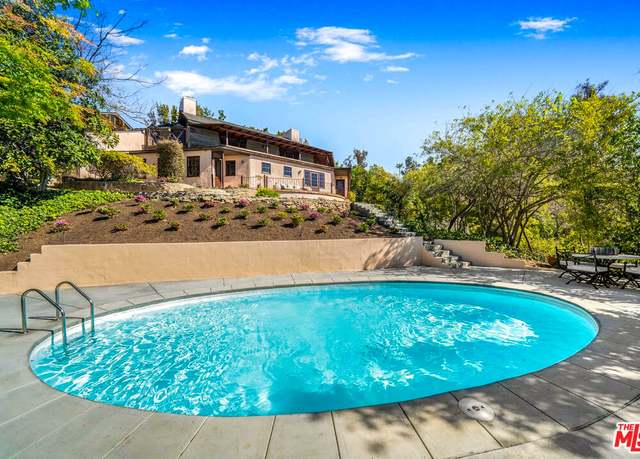 Property at 1277 Leona Dr, Beverly Hills, CA 90210, 5 beds, 4 baths