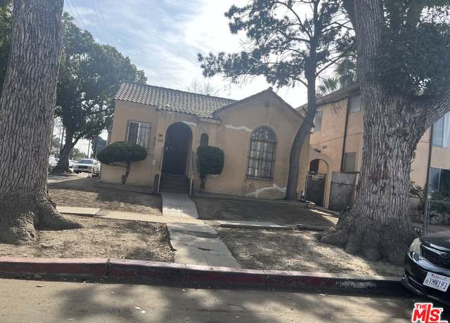 Property at 8405 Mckinley Ave, Los Angeles, CA 90001, 4 beds, 2 baths