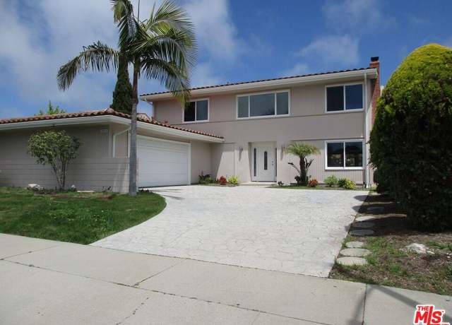Property at 28436 Lomo Dr, Rancho Palos Verdes, CA 90275, 5 beds, 3 baths