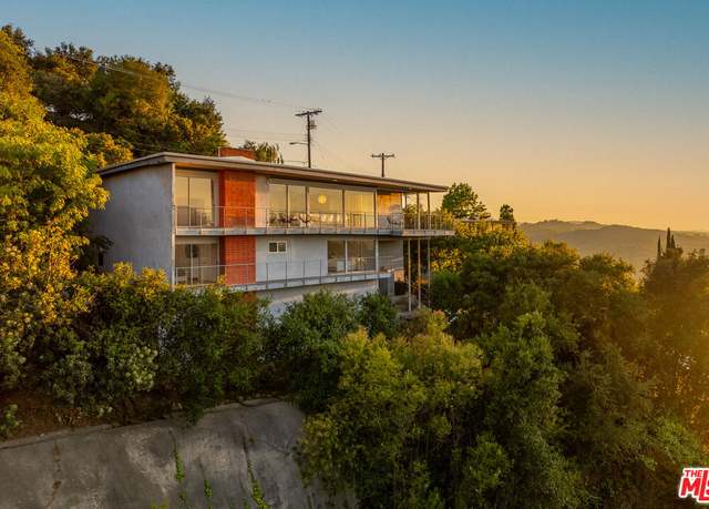 Property at 3268 Wrightwood Dr, Studio City, CA 91604, 2 beds, 3 baths
