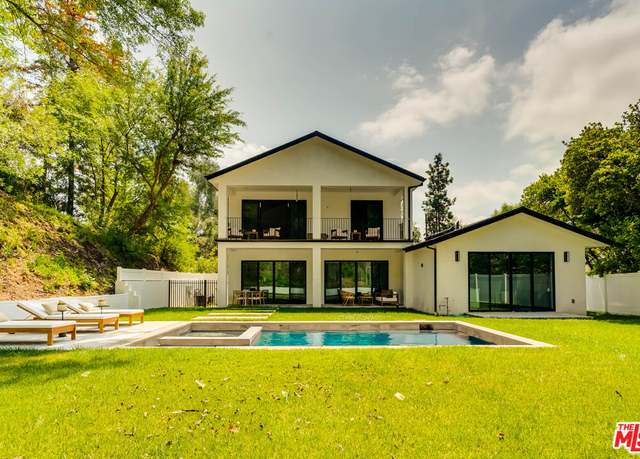 Property at 16815 Shileno Pl, Encino, CA 91436, 6 beds, 6.5 baths