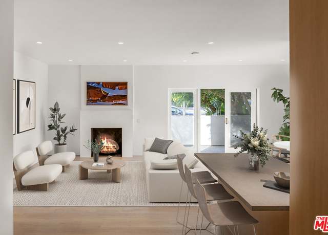 Property at 446 San Vicente Blvd #102, Santa Monica, CA 90402, 2 beds, 2 baths