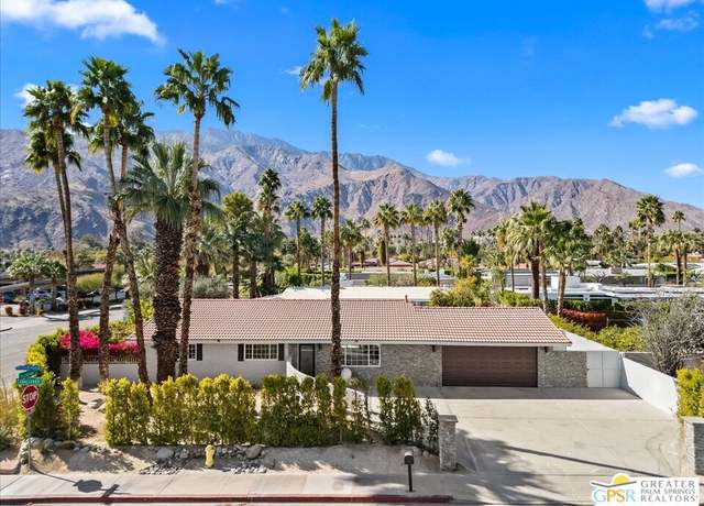 Property at 1111 N Avenida Caballeros, Palm Springs, CA 92262, 3 beds, 3 baths