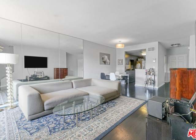 Property at 8839 Cynthia St #3, West Hollywood, CA 90069, 2 beds, 2.5 baths