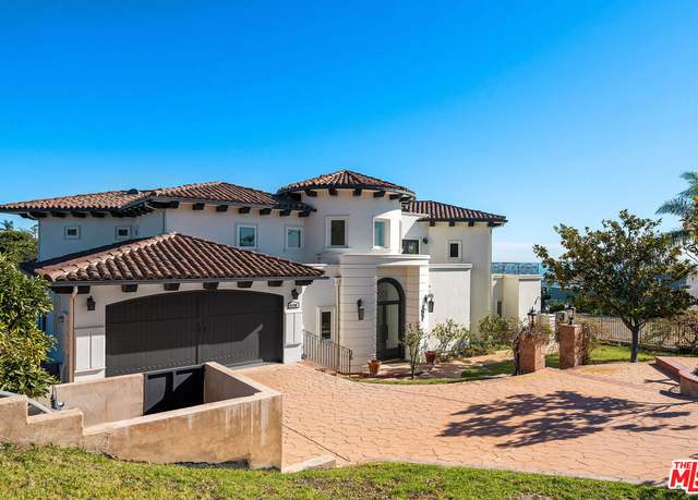 Property at 6130 Galahad Rd, Malibu, CA 90265, 4 beds, 4 baths