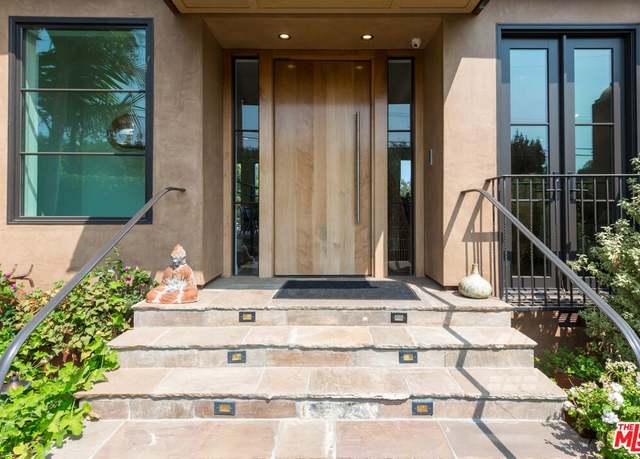 Property at 230 N Barrington Ave, Los Angeles, CA 90049, 5 beds, 7 baths