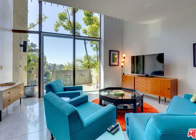 Property at 3625 Fredonia Dr #12, Los Angeles, CA 90068, 2 beds, 1.5 baths