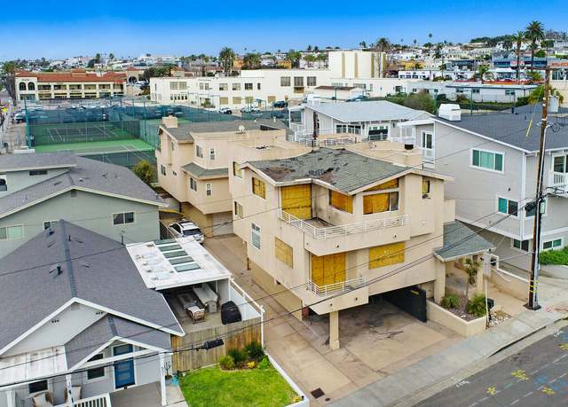 Property at 615 11th St, Hermosa Beach, CA 90254, 8 beds, 7 baths