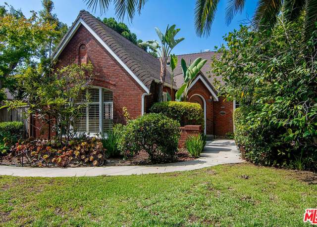 Property at 212 16th St, Santa Monica, CA 90402, 6 beds, 4 baths