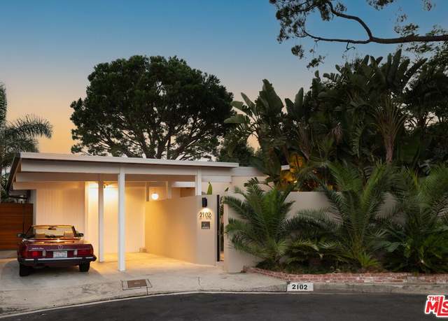 Property at 2102 Ridgemont Dr, Los Angeles, CA 90046, 2 beds, 2 baths