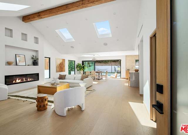 Property at 5900 W 74th St, Los Angeles, CA 90045, 4 beds, 3 baths