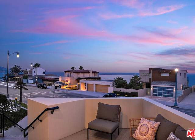 Property at 734 Esplanade Unit A, Redondo Beach, CA 90277, 2 beds, 3 baths