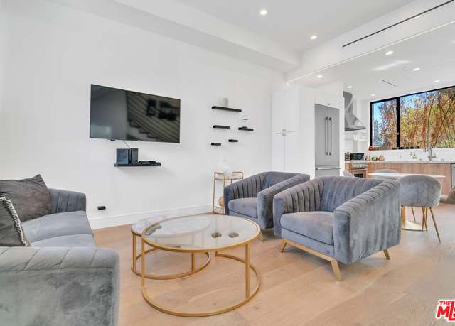 Property at 1447 1/2 N Martel Ave, Los Angeles, CA 90046, 3 beds, 2.5 baths
