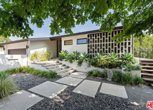 Property at 2652 Byron Pl, Los Angeles, CA 90046, 3 beds, 4 baths
