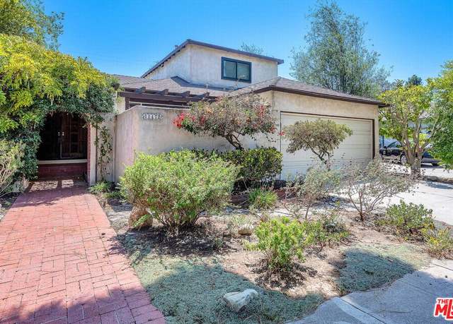 Property at 11472 Diller Ave, Culver City, CA 90230, 4 beds, 2 baths