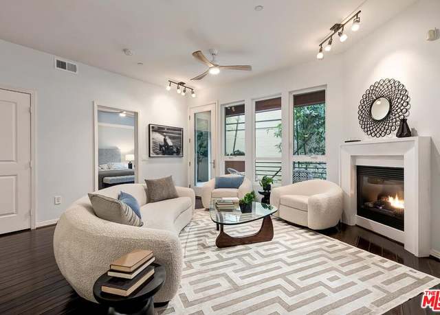 Property at 4050 Glencoe Ave #211, Marina Del Rey, CA 90292, 2 beds, 2 baths