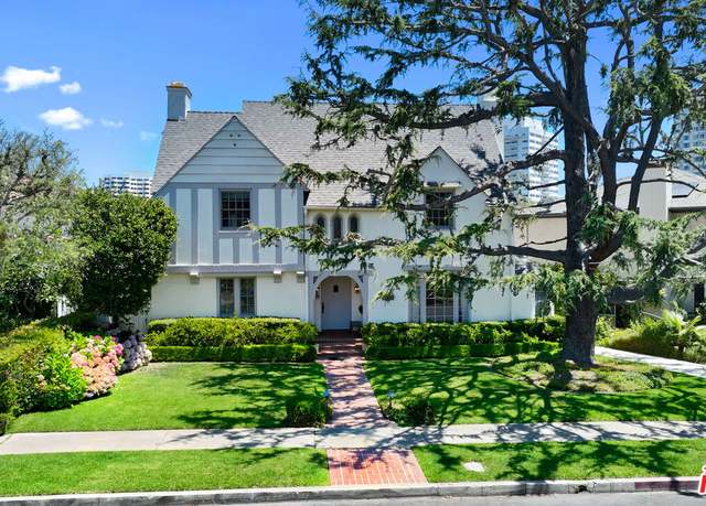 Property at 10736 Le Conte Ave, Los Angeles, CA 90024, 3 beds, 2.5 baths