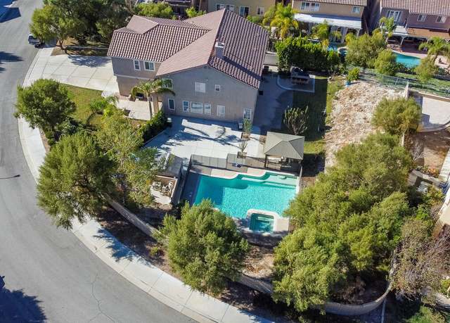 Property at 17195 Summit Hills Dr, Canyon Country, CA 91387, 6 beds, 3 baths