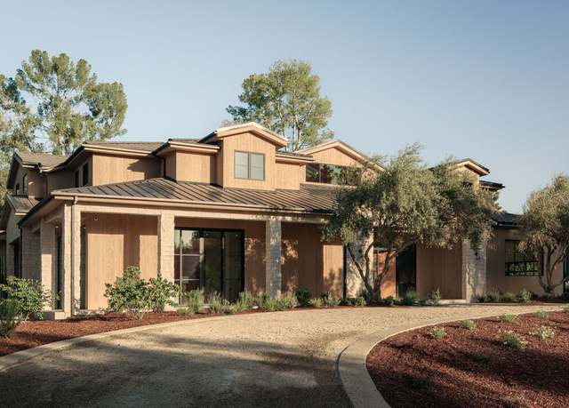 Property at 5287 Round Meadow Rd, Hidden Hills, CA 91302, 7 beds, 11 baths