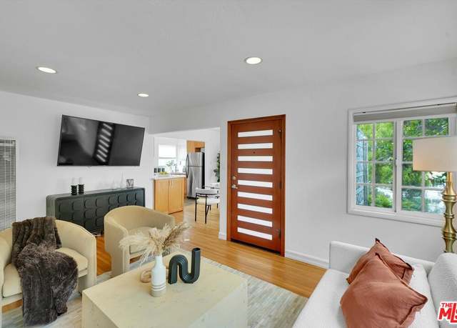 Property at 828 Hill St, Santa Monica, CA 90405, 4 beds, 3 baths