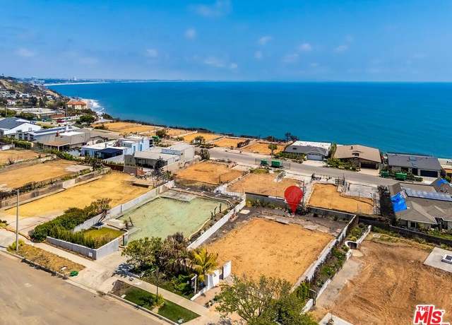 Property at 18208 Kingsport Dr, Malibu, CA 90265