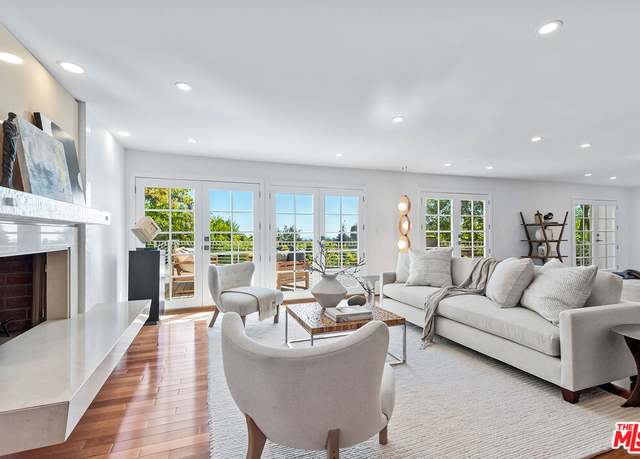 Property at 615 N Saltair Ave, Los Angeles, CA 90049, 4 beds, 3.5 baths
