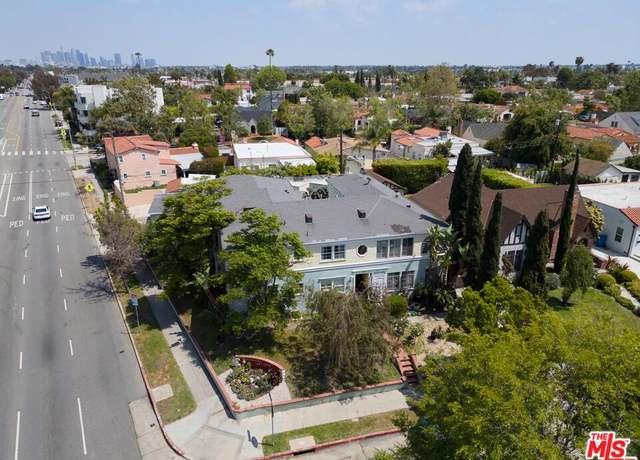 Property at 1000 S Ridgeley Dr, Los Angeles, CA 90019, 12 beds, 6 baths
