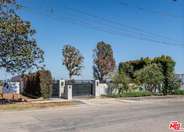 Property at 1144 Chautauqua Blvd, Pacific Palisades, CA 90272