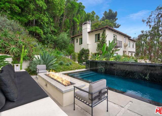 Property at 7939 Hillside Ave, Los Angeles, CA 90046, 4 beds, 4 baths
