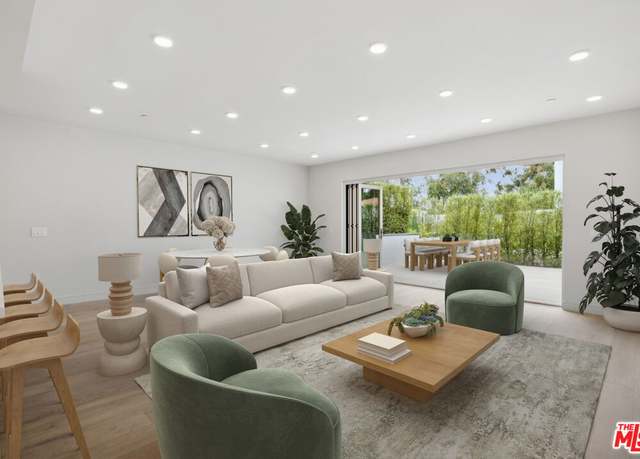 Property at 505 S Barrington Ave #109, Los Angeles, CA 90049, 3 beds, 3.5 baths