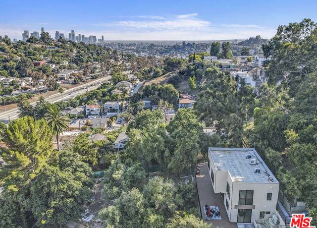 Property at 2315 Loma Vista Pl, Los Angeles, CA 90039, 3 beds, 3 baths