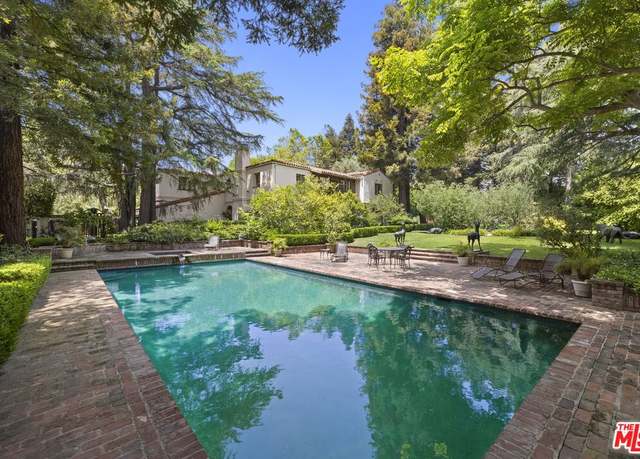 Property at 355 S Bristol Ave, Los Angeles, CA 90049, 6 beds, 8 baths