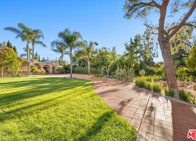 Property at 22910 Collins St, Woodland Hills, CA 91367, 6 beds, 5.5 baths