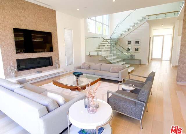 Property at 6221 Maryland Dr, Los Angeles, CA 90048, 4 beds, 6 baths