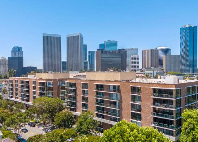 Property at 211 S Spalding Dr Unit 205N, Beverly Hills, CA 90212, 2 beds, 2.5 baths