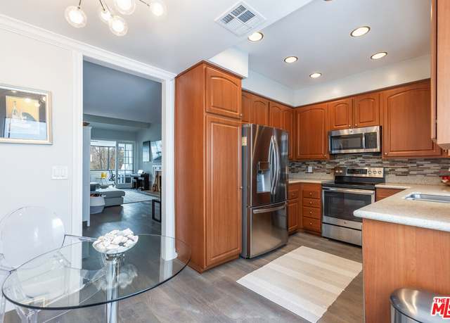 Property at 310 Tahiti Way #302, Marina Del Rey, CA 90292, 2 beds, 2 baths